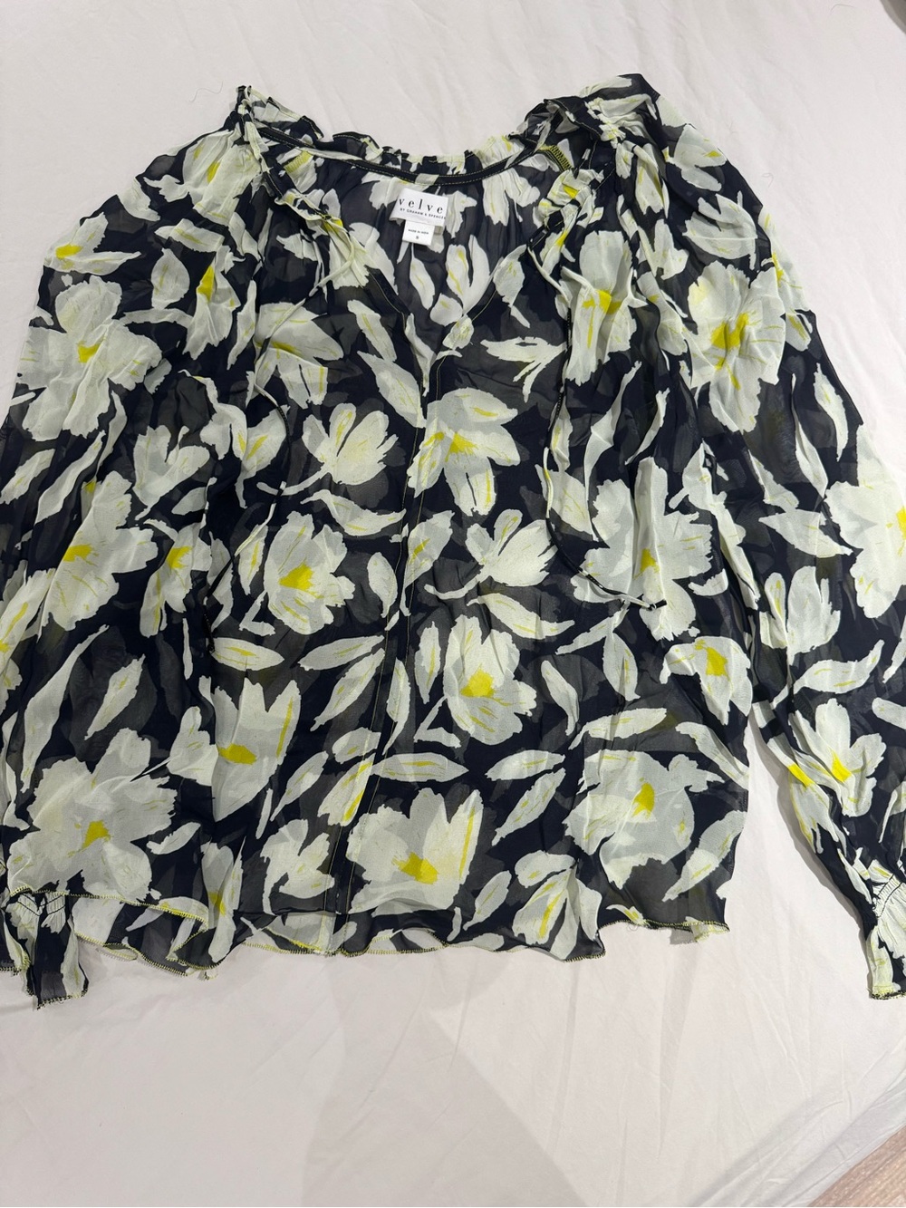 Velvet sheer floral long sleeve size small